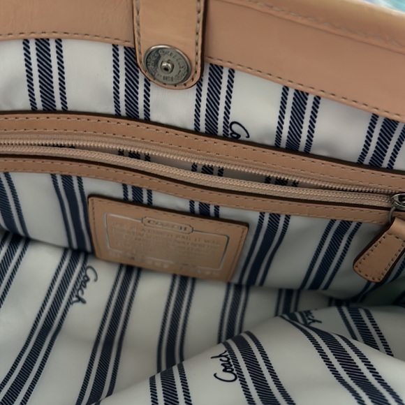 COACH Like New Hampton Archive 10th Anniversary Bag - Picture 9 of 13